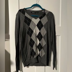 Great condition! Men’s M sweater.
